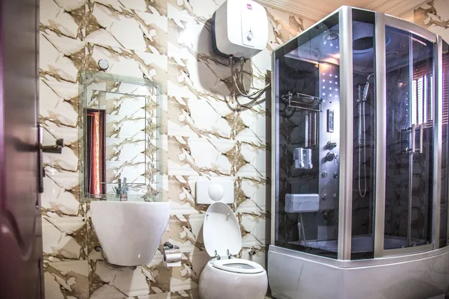 جناح تنفيذي بسرير كينج، E-Suite Hotel 3/3