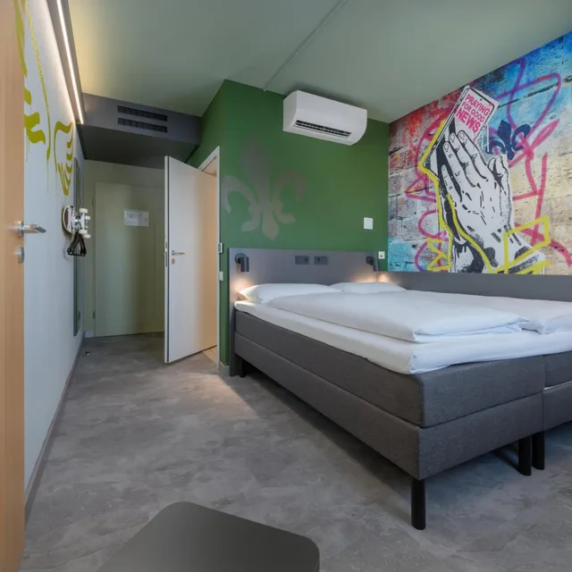غرفة بسرير مزدوج لذوي الإعاقة، Felix Hotel Darmstadt 6/6