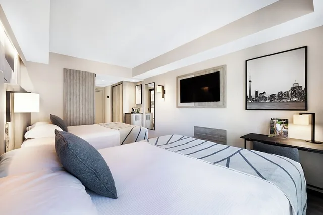 Deluxe Two Queens - D2Q، Riu Plaza Toronto 3/6