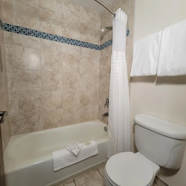 غرفة قياسية بسرير كوين، Mount Princeton Hot Springs Resort 3/3