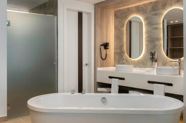 غرفة جونيور بإطلالة على المسبح، Serenade All Suites - Adults Only Resort 2/3