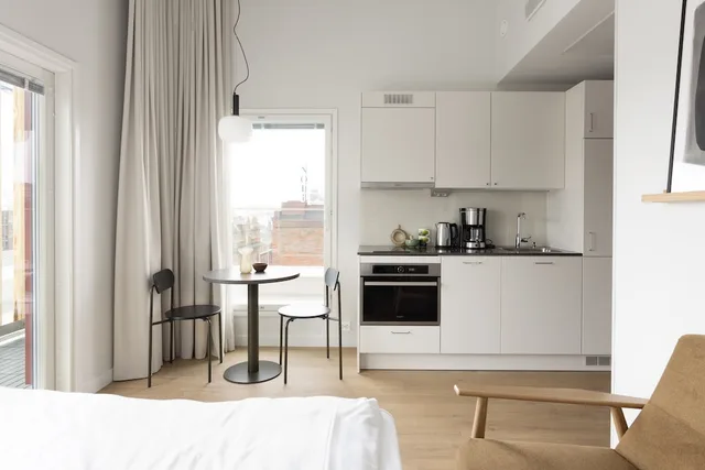 Roof Top, Studio, Queen Bed, Terrace، Noli Katajanokka II 4/5