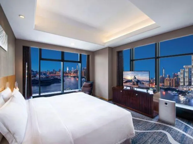 جناح بسرير كينج بإطلالة، Chongqing C-Plaza Hotel 2/6