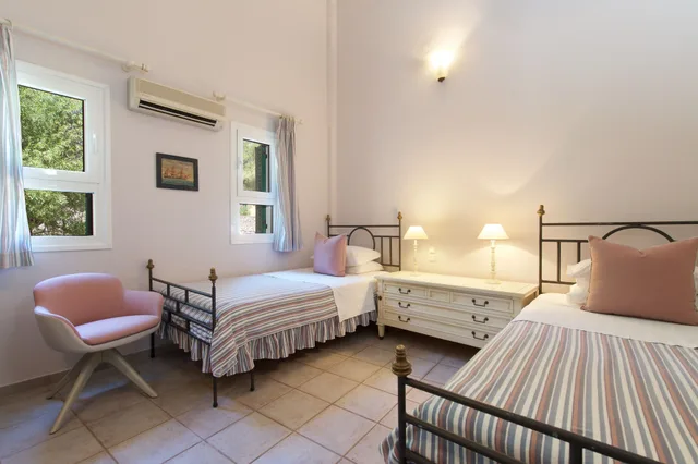 Master, Suite, Twin Beds, King Bed, Sea View, 2 Balconies, Agnantia Bed & Breakfast 2/3