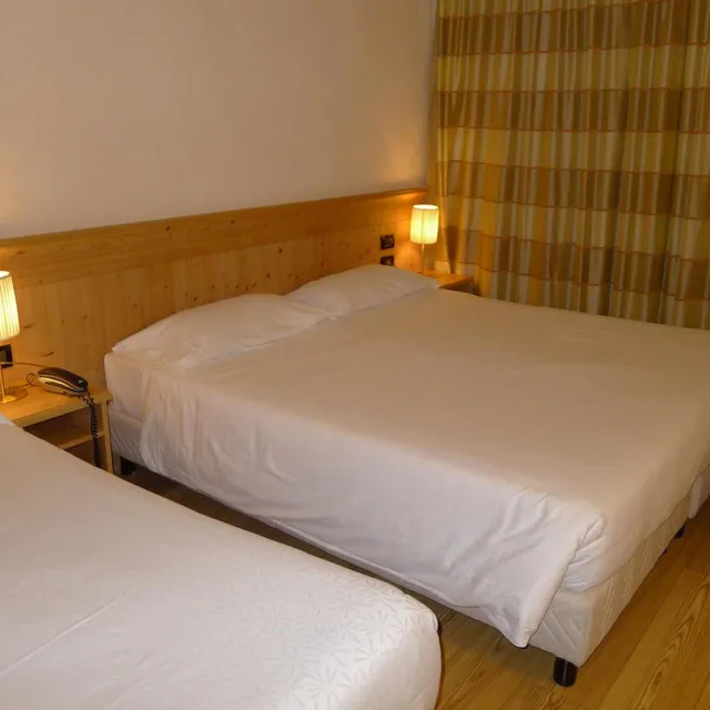 غرفة قياسية ثلاثية، Th Corvara Greif Hotel 2/10