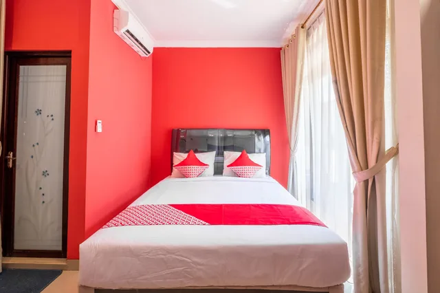 غرفة ديلوكس بسرير مزدوج، OYO Collection O 1032 Rahayu Residence Syariah 2/7