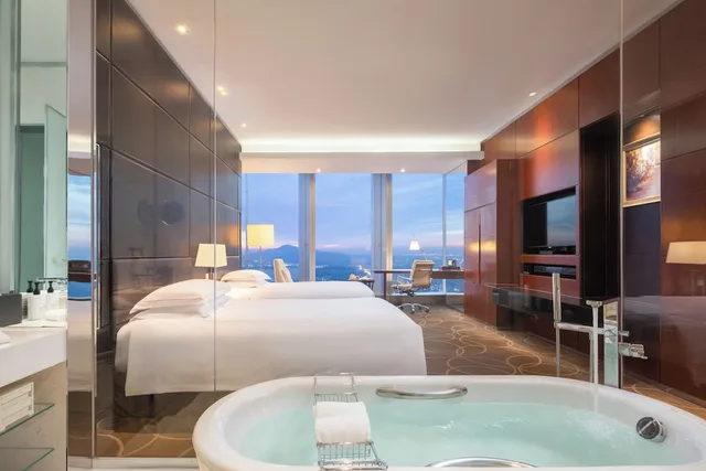غرفة كلاسيكية بسريرين مزدوجين بإطلالة على البحيرة، Intercontinental Nanjing 4/5