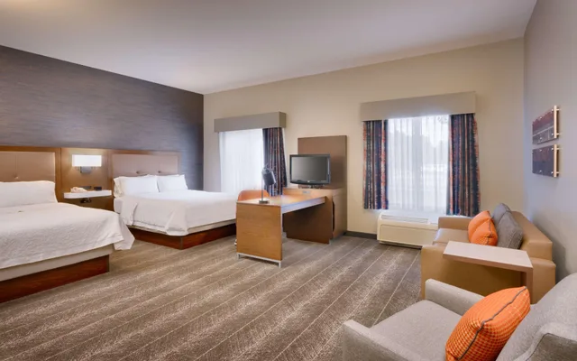 جناح استوديو بسريرين كوين بشرفة، Hampton Inn And Suites Show Low Pine Top 1/2