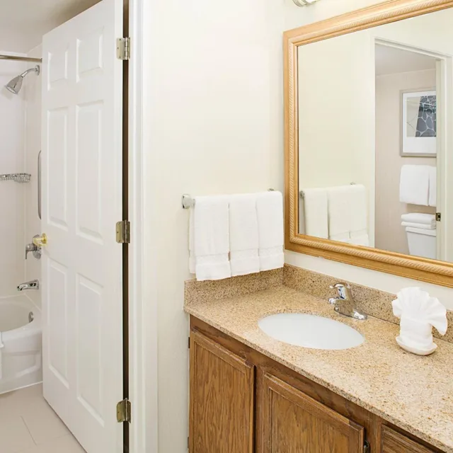 2 Bedrooms, Suite, Queen Bed, Sofa, Residence Inn By Marriott O Apos Hare 3/5