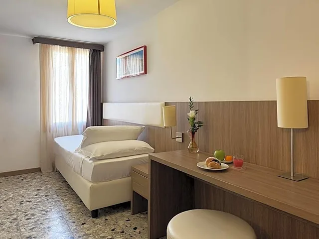 غرفة قياسية مفردة بسرير فردي، Hotel Il Moro di Venezia 2/2