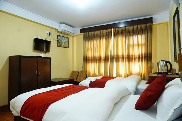 غرفة ديلوكس بسريرين منفصلين بإطلالة على الحديقة للمدخنين، Hotel Holy Temple Tree 3/5