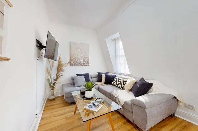 شقة كومفورت بسرير كينج مع أريكة، Park Lane Apartments/Clarges Street 8/10