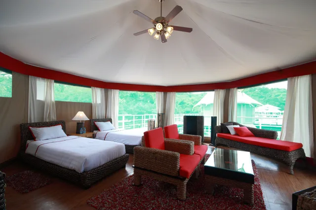 خيمة فاخرة بسرير مزدوج، 4 Rivers Floating Lodge 1/3