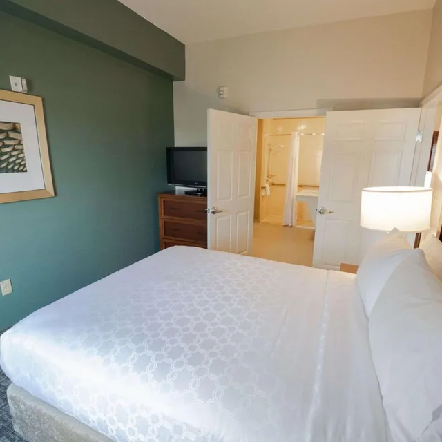 جناح بسريرين مزدوجين وسرير كينج بغرفتي نوم، Sonesta Es Suites Baton Rouge University At Southgate 3/10
