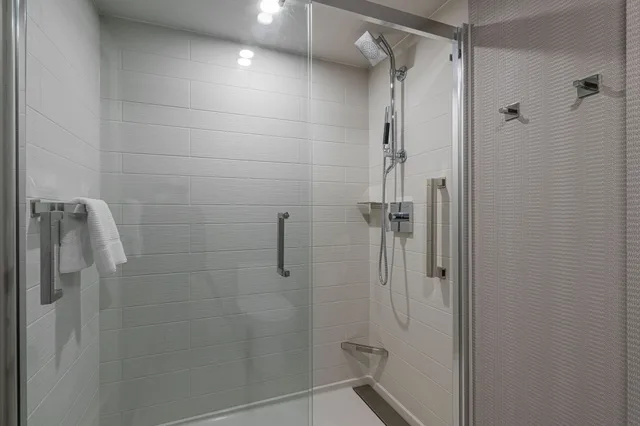 غرفة بسريرين كوين، Wichita Marriott 6/7