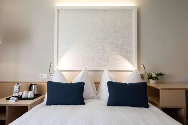 غرفة بسرير كوين، Hotel Spirgarten 2/2