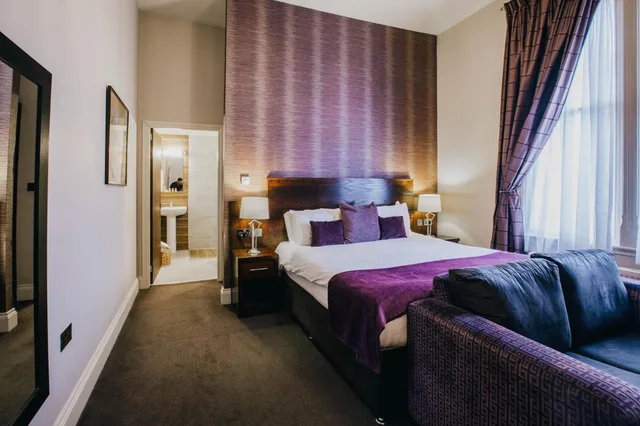 غرفة سوبيريور بسرير مزدوج، Duke Of Edinburgh Hotel 2/10