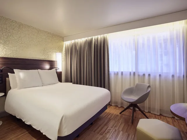 غرفة سوبيريور بسرير فردي، Mercure Paris Arc de Triomphe Etoile 1/5