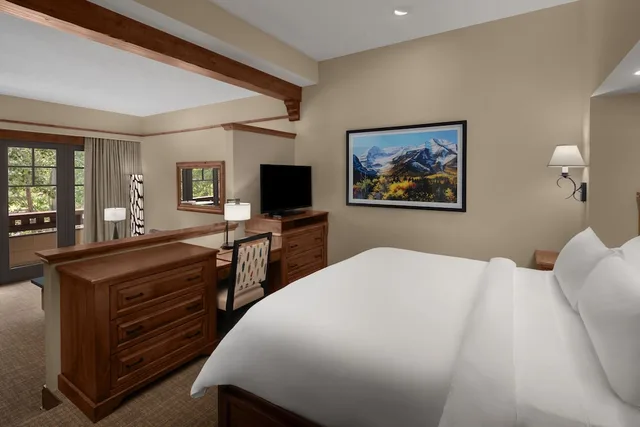 جناح تنفيذي بسرير كينج بشرفة لذوي الإعاقة، Hotel Park City, Autograph Collection 1/2