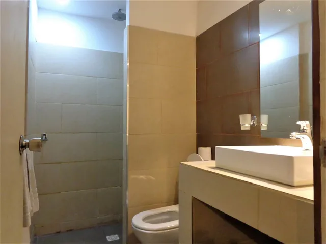 Basic, Triple, 1 Double and 1 Single Bed, Hotel Casablanca 8/10