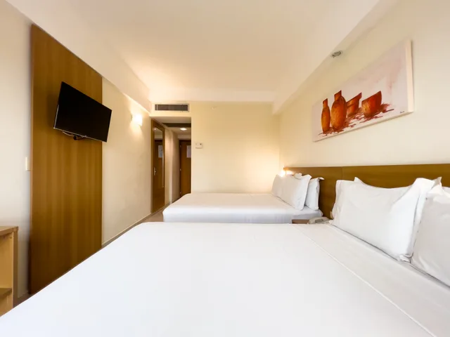 غرفة قياسية رباعية، Praiamar Ponta Negra Hotel 3/7
