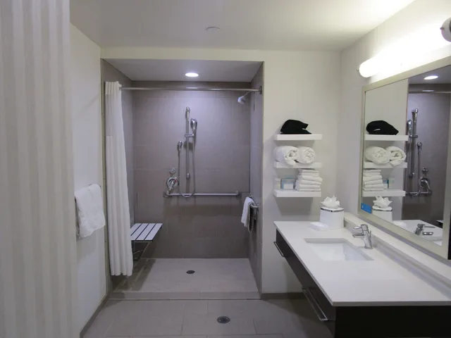 استوديو بسريرين كوين مع أريكة لذوي الإعاقة، Hampton Inn and Suites Artesia 4/5