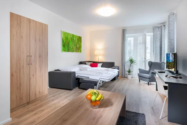 بنتهاوس حصري بسريرين مزدوجين بإطلالة على المدينة بشرفة بغرفتي نوم، Downtown Suites Belohorska 1/1