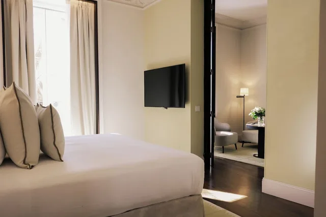 جناح غراند بسريرين كينج، Hospes Puerta de Alcala 3/8