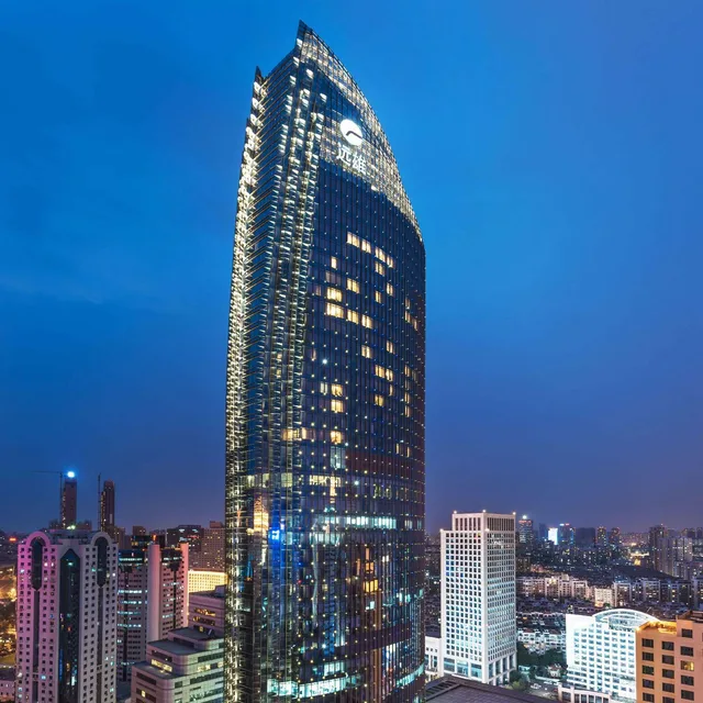 غرفة تُحدَّد عند الوصول، Grand Madison Qingdao Harbour view Central 1/2