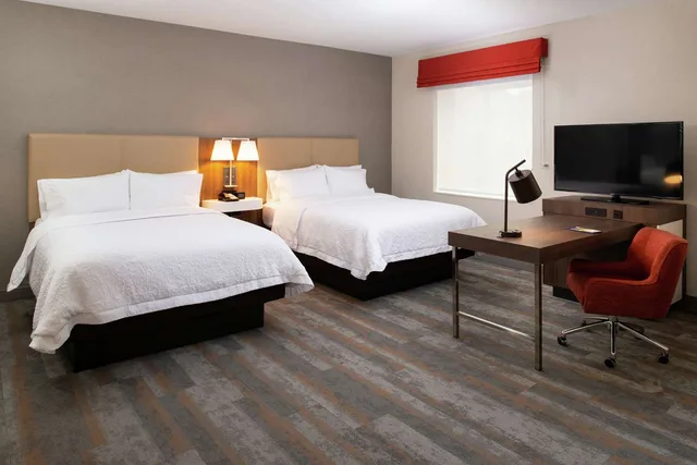 جناح استوديو بسرير كوين لذوي الإعاقة، Hampton Inn & Suites Buena Park 1/5