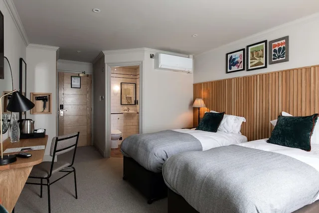 غرفة كلاسيكية بسريرين منفصلين بغرفة نوم واحدة، The Park Hotel Park Road 2/8