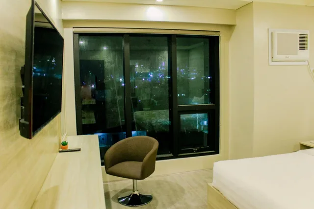 جناح بسرير كينج، Mabolo Royal Hotel 3/5