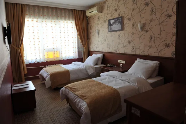غرفة قياسية بسرير مزدوج أو سريرين منفصلين، Saray Hotel 8/10