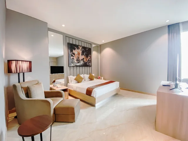 Grand, Paragon, Suite, King Bed، Grand Paragon 5/10