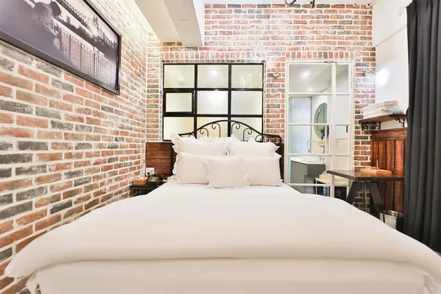 جناح جونيور، February Hotel Hwanggeum 3/10
