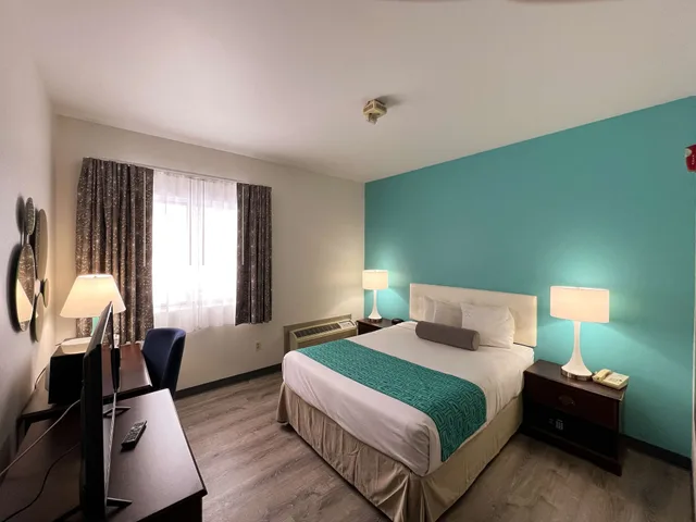 غرفة قياسية بسرير كوين، Motel6 Bethel, CT - Danbury 2/8
