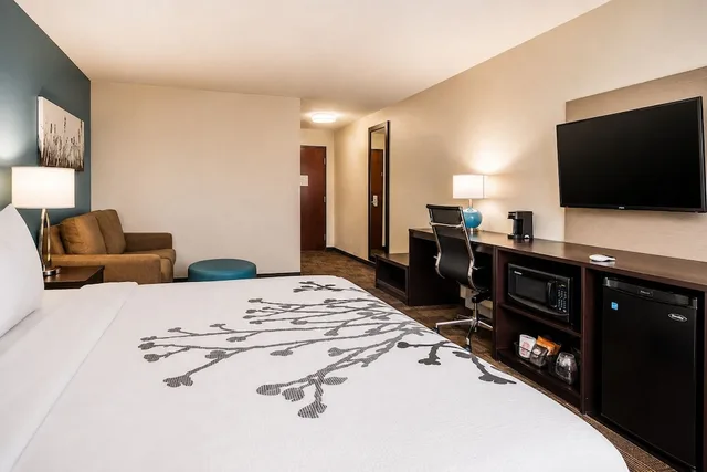 غرفة قياسية بسرير كينج، Sleep Inn & Suites Houston Westchase - Little Saigon 8/10