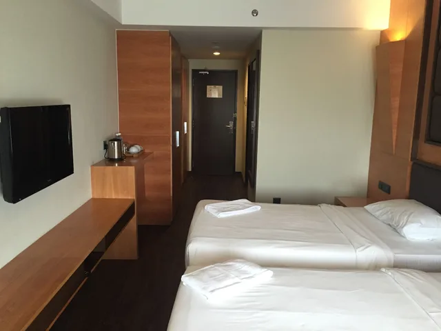 غرفة سوبيريور بسريرين منفصلين، C Haya Hotel 1/5