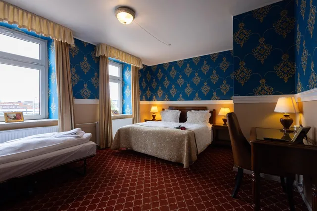غرفة بسرير مزدوج أو سريرين منفصلين مع سرير إضافي، Milling Hotel Plaza 4/10