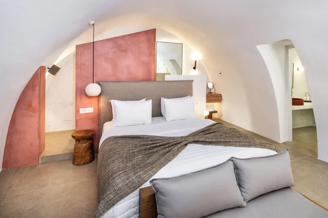 Cave, Superior, Double Bed, Courtyard View، Ira Hotel Spa 6/10