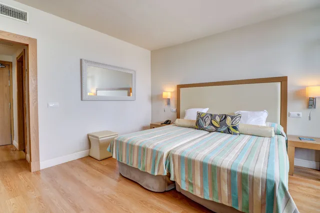 Standard, Twin Beds, Mountain View, Hotel Hoposa Uyal 3/8