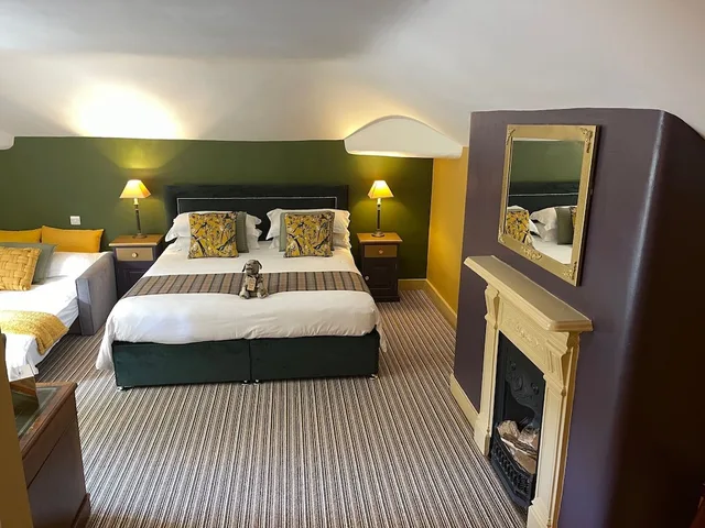 Family Suite, King Bed, Trundle Bed, The Kings Head 2/9