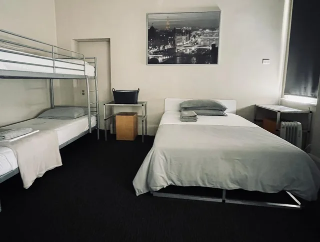 غرفة عائلية، Cambridge Lodge Hostel Backpacker 1/2