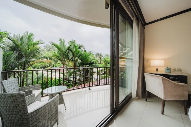 Deluxe, 2 Double Beds, Volcano View، Royal Corin Thermal Water Spa and Resort 7/9