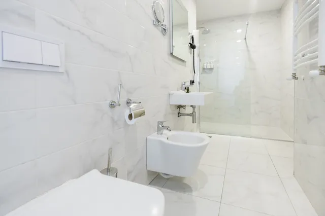جناح جونيور بشرفة، Brosse Garden Hotel 7/7