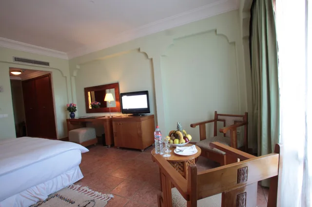 غرفة قياسية بإطلالة على المسبح، Grand Mogador Menara 3/4