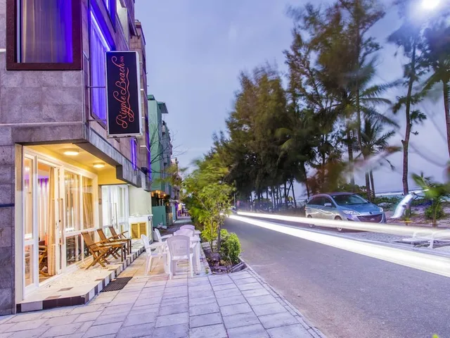 Ripple Beach Inn، Male 6/50