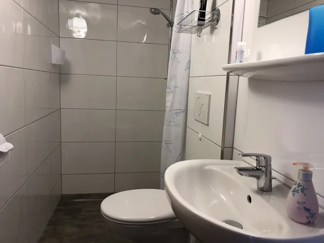 غرفة بسريرين منفصلين، Messezimmer4u Nordparksiedlung 2/2
