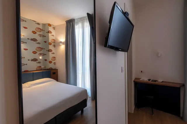 Economy, Street View، Hotel Italia e Lido Rapallo 7/10