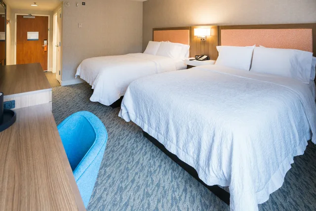 غرفة بسريرين كوين، Hampton Inn Clarks Summit Scranton 2/3